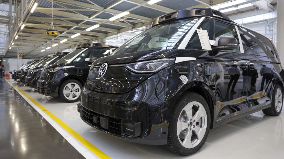 epa12794186 Multiple VW ID. Buzz AD vehicles at the Volkswagen commercial vehicle electric car factory in Hanover, 04 March 2026. The Volkswagen Commercial Vehicles plant in Hannover manufactures light commercial vehicles such as the Transporter, Multivan, and the fully electric ID. Buzz and ID. Buzz AD.  EPA/CHRISTOPHER NEUNDORF