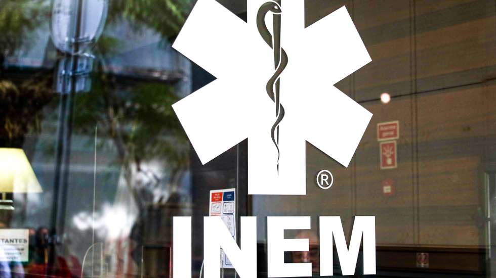 Logótipo do INEM - Instituto Nacional de Emergência Médica. Lisboa, 23 de outubro de 2021. ANTÓNIO COTRIM/LUSA