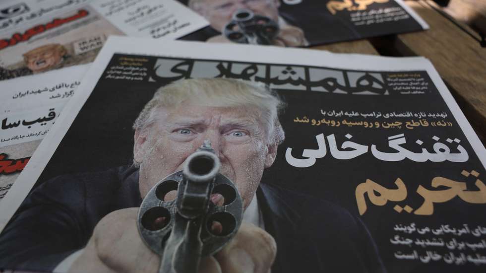 epa13183886 Copies of Iranian daily newspaper Hamshahri displaying a picture of US President Donald Trump and a title reading in Persian, 'The empty gun of sanctions,' reporting the new harsh economic threat by Trump against Iran, outside a kiosk in Tehran, Iran, 22 August 2026. US President Donald Trump said the US will launch 'economic D-Day' sanctions against Iran, which he called the 'most crushing economic operation ever taken against any country,' as the Iran and US conflicts continue.  EPA/ABEDIN TAHERKENAREH RESTRICTIONS: NO Access Israel Media/Persian Language TV Stations Outside Iran/Strictly No Access BBC Persian/VOA Persian/Manoto TV/Iran International TV. (As mandated by Iran's Directorate General for Foreign Media) --