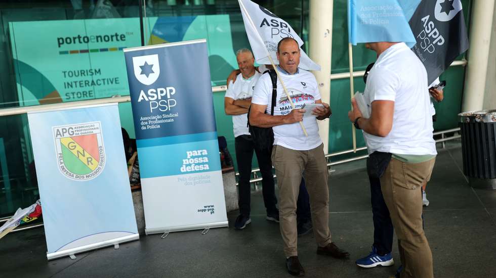 Plataforma de sindicatos da PSP e associações da GNR pedem audiência a Marcelo