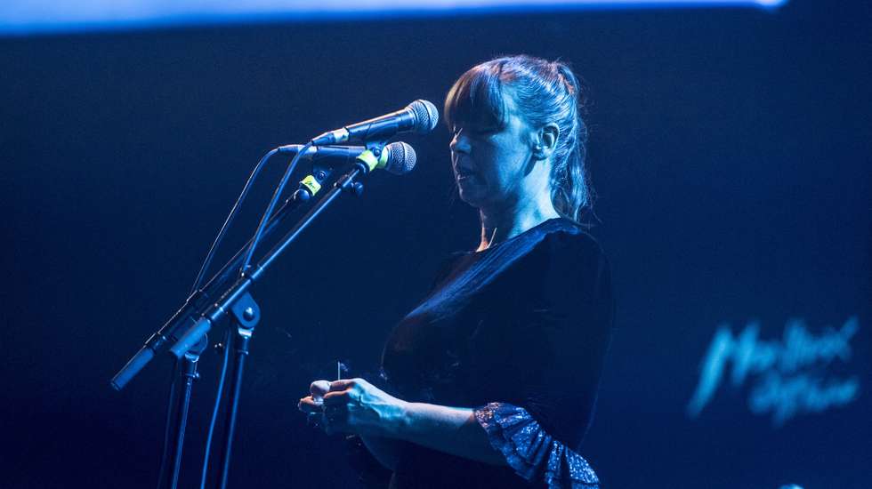 epa07690618 Charlyn Marie 'Chan' Marshall aka Cat Power performs on the stage of the Montreux Jazz Lab during the 53rd Montreux Jazz Festival (MJF), in Montreux, Switzerland, 02 July 2019. The MJF runs from 28 June to 13 July and features 450 concerts.  EPA/LAURENT GILLIERON   EDITORIAL USE ONLY