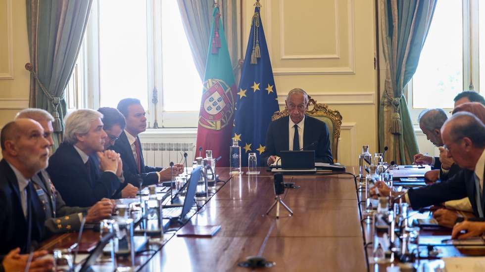O Presidente da República, Marcelo Rebelo de Sousa (C), preside à reunião do Conselho Superior de Defesa Nacional, esta tarde no Palácio de Belém, em Lisboa, 17 de setembro de 2025. ANTÓNIO COTRIM/LUSA