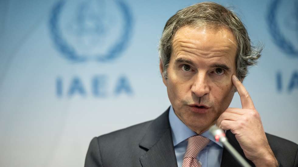 epaselect epa10506113 Rafael Mariano Grossi, Director General of the International Atomic Energy Agency (IAEA), attends a press conference during an IAEA Board of Governors meeting at the IAEA headquarters of the UN seat in Vienna, Austria, 06 March 2023. The regular IAEA Board of Governors meeting takes place from 06 to 10 March 2023.  EPA/CHRISTIAN BRUNA