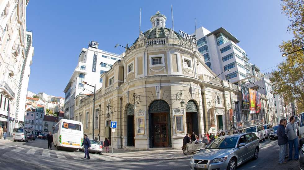 Iniciativa conta com a colaboração do Teatro Nacional de São Carlos e inclui cinema, música, teatro, dança e conferências