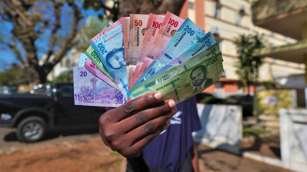 Nova série do metical, moeda moçambicana, lançada em 2024, Maputo, Moçambique, 09 de junho de 2025. LUÍSA NHANTUMBO/LUSA