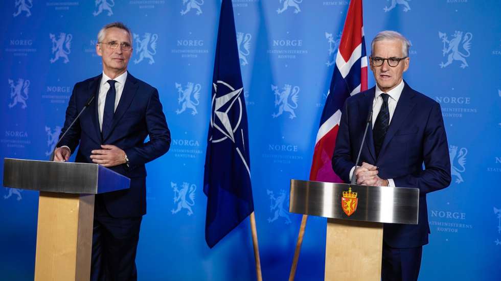 epa10663545 NATO Secretary General Jens Stoltenberg (L) and Prime Minister of Norway Jonas Gahr Store attend a press conference at the Prime Minister's office in Oslo, Norway, 30 May 2023. Stoltenberg is in Norway in connection with the upcoming NATO foreign ministers' meeting in Oslo.  EPA/Heiko Junge  NORWAY OUT