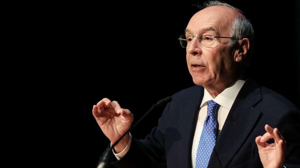 O candidato à Presidência da República Luís Marques Mendes participa na 9. ª Conferência anual do ECO - jornal económico digital, que pretende promover uma reflexão sobre o futuro económico de Portugal até 2030, Serralves, Porto 7 de novembro de 2025. JOSÉ COELHO/LUSA