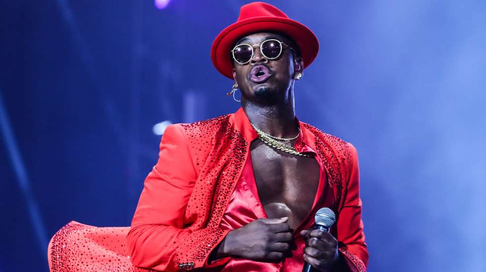 epa11620043 American singer Ne-Yo performs on the last day of the Rock in Rio festival in Rio de Janeiro, Brazil, 22 September 2024.  EPA/ANDRE COELHO NO SALES / EDITORIAL USE ONLY