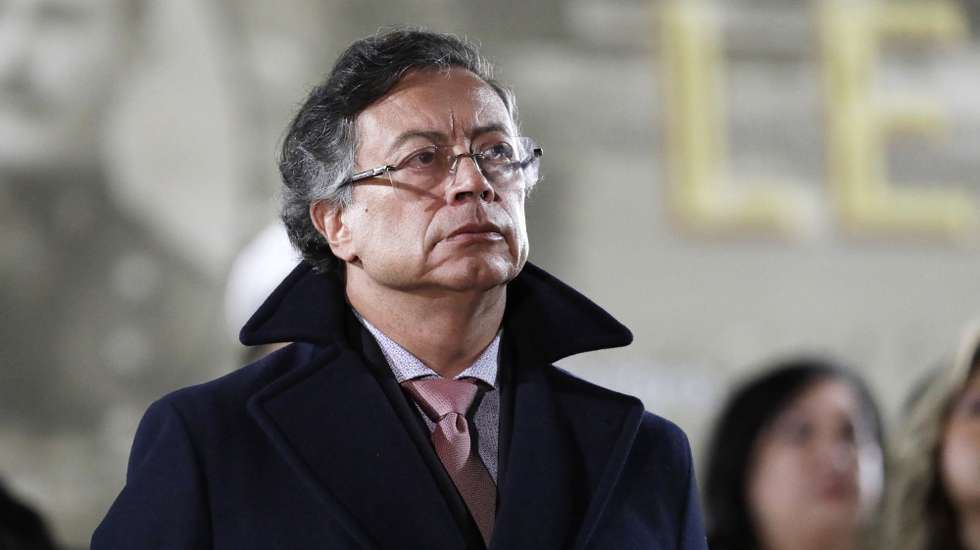 epa12617571 Colombian President Gustavo Petro speaks at a military promotion ceremony in Bogota, Colombia, 29 December 2025. The Colombian government announced a 23.7 percent increase in the minimum wage, set at two million pesos (about 535 US dollars) for 2026, including the transportation subsidy, according to Petro.  EPA/CARLOS ORTEGA