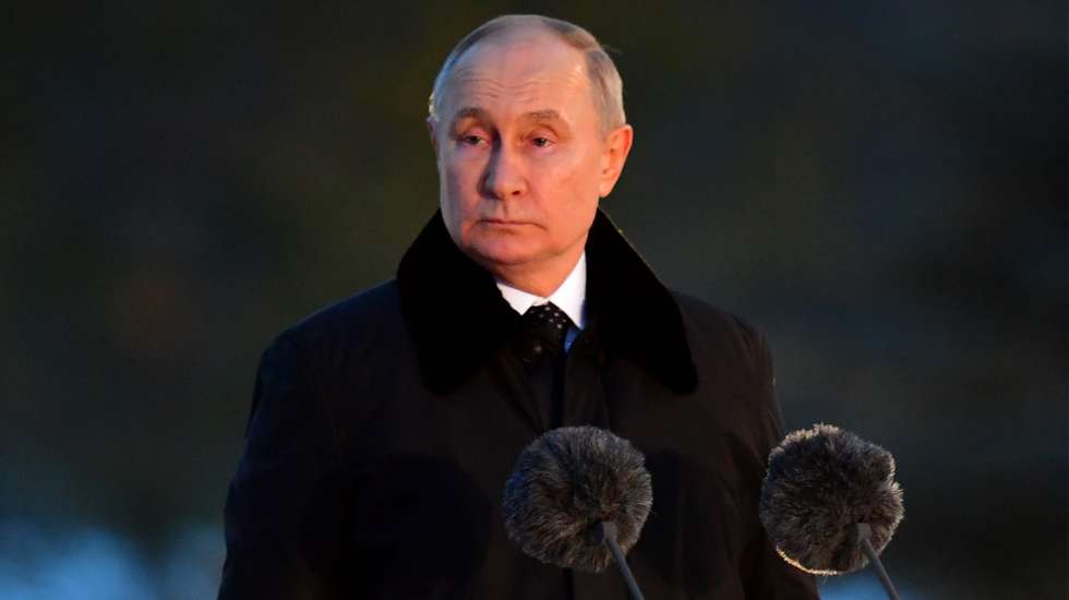 epa11108715 Russian President Vladimir Putin attends an opening ceremony of a monument to civilians killed during World War Two, marking the 80th anniversary of lifting of the Leningrad siege, near the village of Zaitsevo in the Leningrad Region, Russia, 27 January 2024. Up to 700,000 civilians are believed to have died from hunger, frost, shelling and air bombardment during the siege that lasted some 900 days.  EPA/OLGA MALTSEVA /  POOL