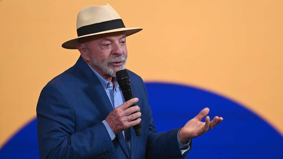 epa13168146 Brazilian President Luiz Inacio Lula da Silva speaks during the presentation of formal employment data at the headquarters of the Ministry of Labor and Employment in Brasilia, Brazil, 13 August 2026. Brazil had 62.9 million active formal employment relationships in June, up 2.2 million, or 3.6 percent, from the end of 2025, according to data from the Ministry of Labor and Employment's Relacao Anual de Informacoes Sociais (RAIS).  EPA/ANDRE BORGES