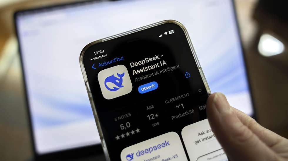 epa11858489 The icon of the Chinese app DeepSeek is seen on a mobile phone, in Geneva, Switzerland, 28 January 2025. Shares in major tech firms plummeted following the growing popularity of Deepseek, a Chinese artificial intelligence (AI) app that offers comparable performance at a fraction of the cost of its rivals.  EPA/SALVATORE DI NOLFI