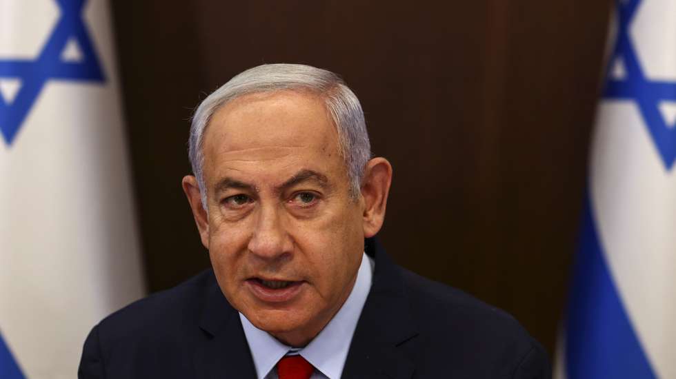 epa10613443 Israeli Prime Minister Benjamin Netanyahu looks on during a cabinet meeting at the Prime Minister's Office in Jerusalem, 07 May 2023.  EPA/RONEN ZVULUN / POOL