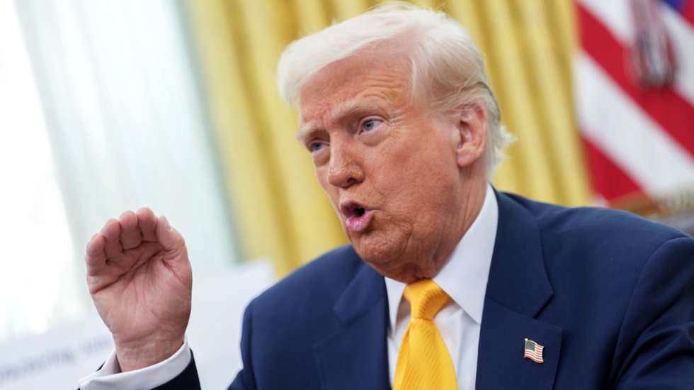 epa11947528 United States President Donald J. Trump makes a statement on jobs in the Oval Office of the White House in Washington, DC, USA, 07 March 2025. February jobs report by Bureau of Labor Statistics reported the US added 151,000 jobs.  EPA/CHRIS KLEPONIS / POOL