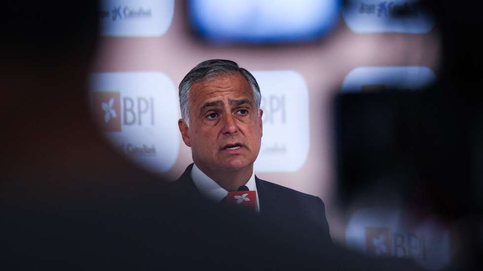 O Presidente Executivo (CEO) do Banco BPI e membro da Comissão Executiva do Conselho de Administração, João Pedro Oliveira e Costa, durante a apresentação dos resultados do primeiro trimestre da instituíção bancária na sede em Lisboa, 05 de maio de 2023. TIAGO PETINGA/LUSA