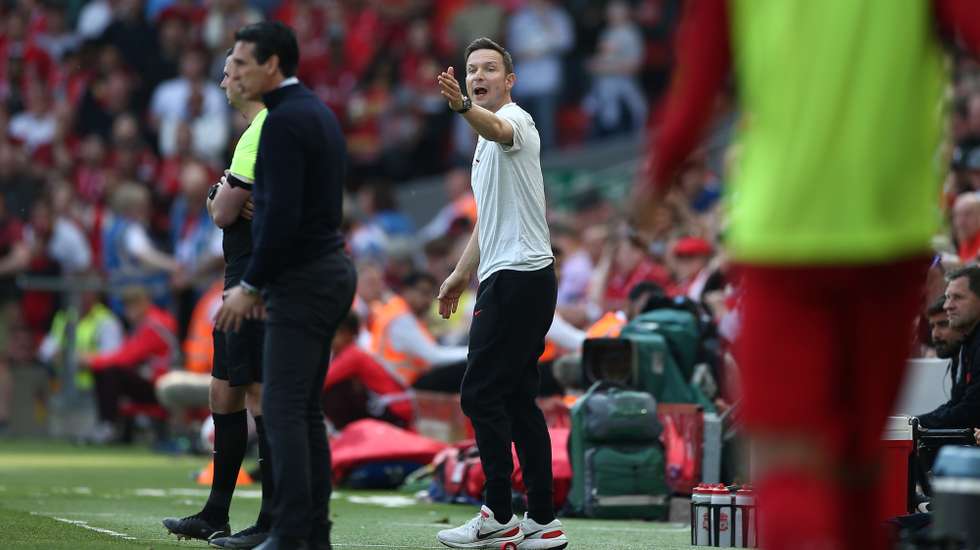 epa10641670 Liverpool assistant manager Pepijn Lijnders reacts during the English Premier League match between Liverpool FC and Aston Villa in Liverpool, Britain, 20 May 2023.  EPA/ADAM VAUGHAN EDITORIAL USE ONLY. No use with unauthorized audio, video, data, fixture lists, club/league logos or 'live' services. Online in-match use limited to 120 images, no video emulation. No use in betting, games or single club/league/player publications.