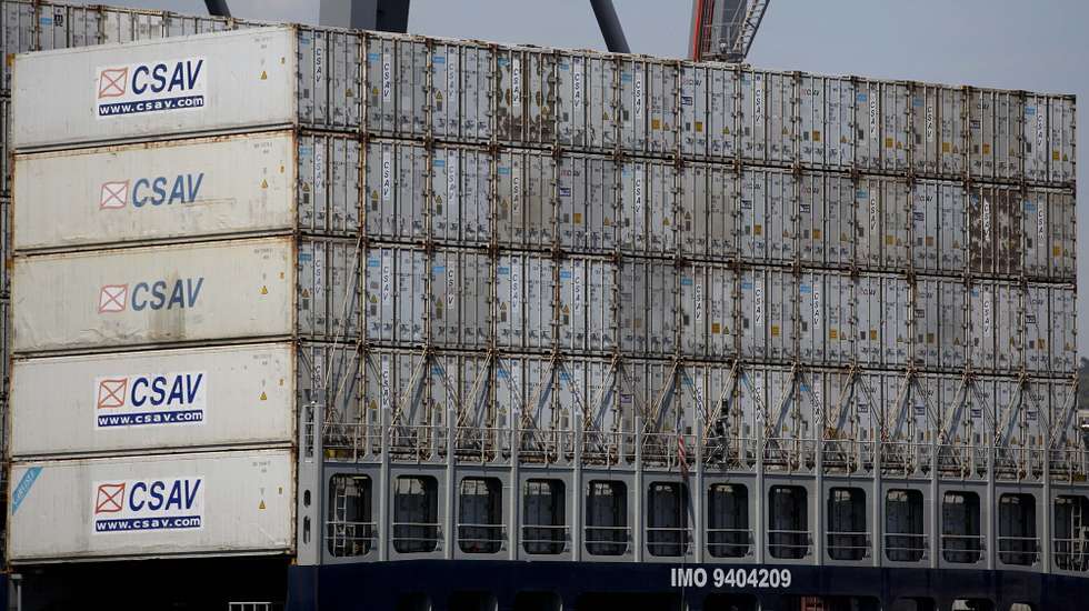 Quando excluídas as TTE (transações com vista a ou na sequência de trabalhos por encomenda, sem transferência de propriedade), as importações aceleraram o crescimento