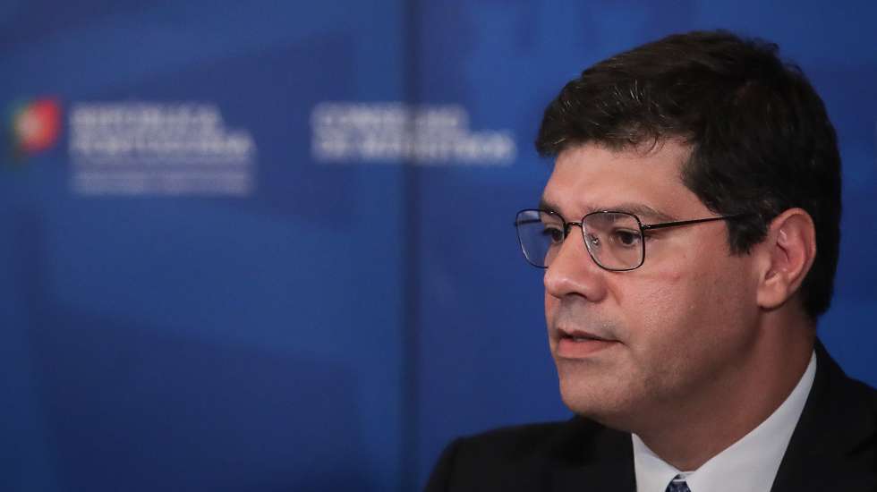 O secretário de Estado da Internacionalização, Eurico Brilhante Dias, durante a conferência de imprensa no final da reunião do Conselho de Ministros, no Palácio Nacional da Ajuda, em Lisboa, 23 de julho de 2020. MÁRIO CRUZ/POOL/LUSA