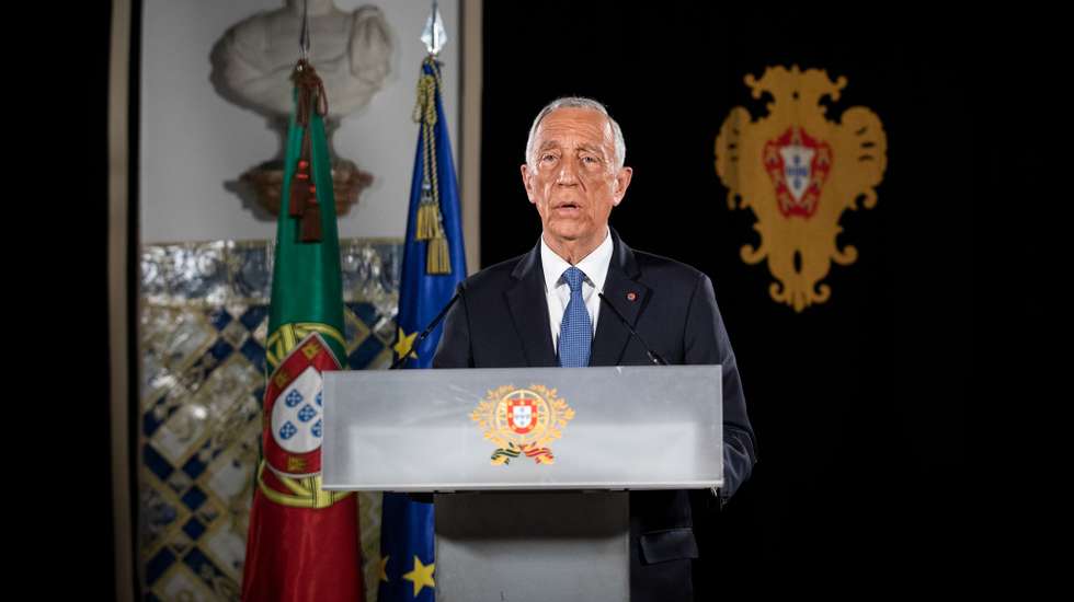 O Presidente da República, Marcelo Rebelo de Sousa, fala ao país sobre a renovação do estado de emergência no contexto do combate à covid-19 no Palácio de Belém, Lisboa, 25 de fevereiro de 2021. O período de estado de emergência atualmente em vigor termina às 23:59 da próxima segunda-feira, 01 de março. Esta renovação terá efeitos no período entre 02 e 16 de março. MIGUEL FIGUEIREDO LOPES/PRESIDÊNCIA DA REPÚBLICA/LUSA