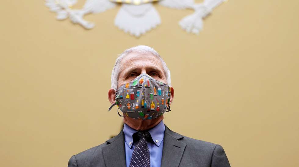 epa09137359 Dr. Anthony Fauci attends a hearing of the House Select Subcommittee on the Coronavirus Crisis on the Capitol Hill in Washington, DC, USA, 15 April 2021.  EPA/AMR ALFIKY / POOL