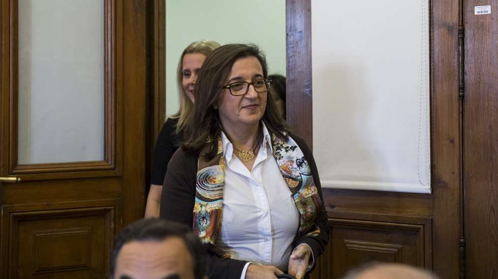 Helena Borges foi chamada ao Parlamento para explicar a demora na aplicação da ordem para cobrar IMI