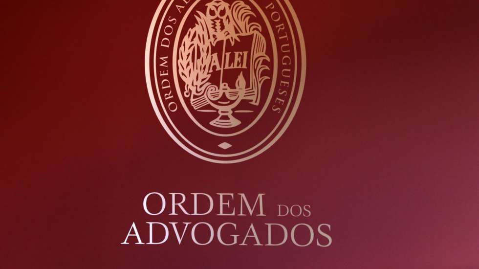 Descida de 1.500 para 950 euros no valor de inscrição no curso de estágio
