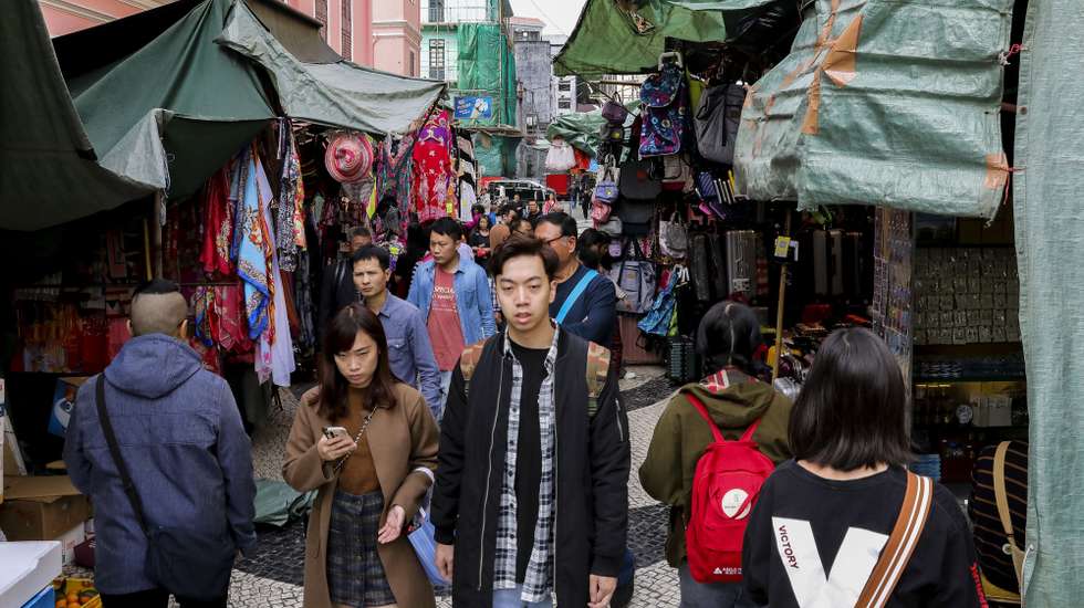 Lojas numa rua em Macau, China.17 de dezembro de 2019. JOÃO RELVAS/LUSA