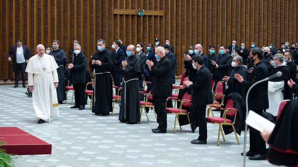 epa09069655 A handout picture provided by the Vatican Media shows Pope Francis (L) at the beginning of his address in the Paul VI Hall to the participants in the Course on the Internal Forum promoted by the Apostolic Penitentiary, Vatican City, 12 March 2021.  EPA/VATICAN MEDIA HANDOUT  HANDOUT EDITORIAL USE ONLY/NO SALES