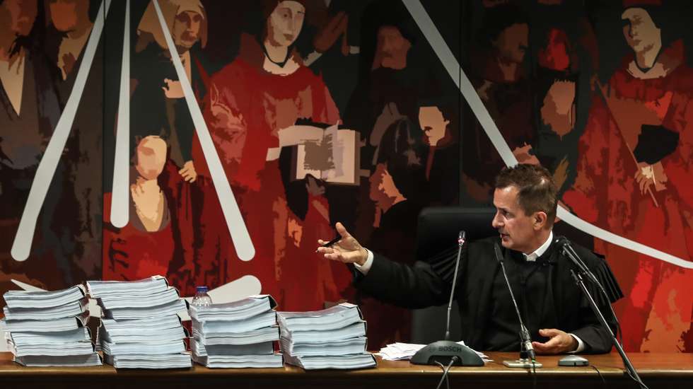 epa09125049 The judge Ivo Rosa during the instructional decision session of the high-profile corruption case known as Operation Marques, which involves the Portugal's former Prime Minister Jose Socrates,  at the Justice Campus in Lisbon, Portugal, 09 April 2021. Operation Marques has 28 defendants - 19 people and 9 companies - including former Prime Minister Jose Socrates, banker Ricardo Salgado, businessman and friend of Socrates Carlos Santos Silva, and senior executives of Portugal Telecom, and is related to crimes of active and passive corruption, money laundering, document forgery, and tax fraud.  EPA/MARIO CRUZ / POOL