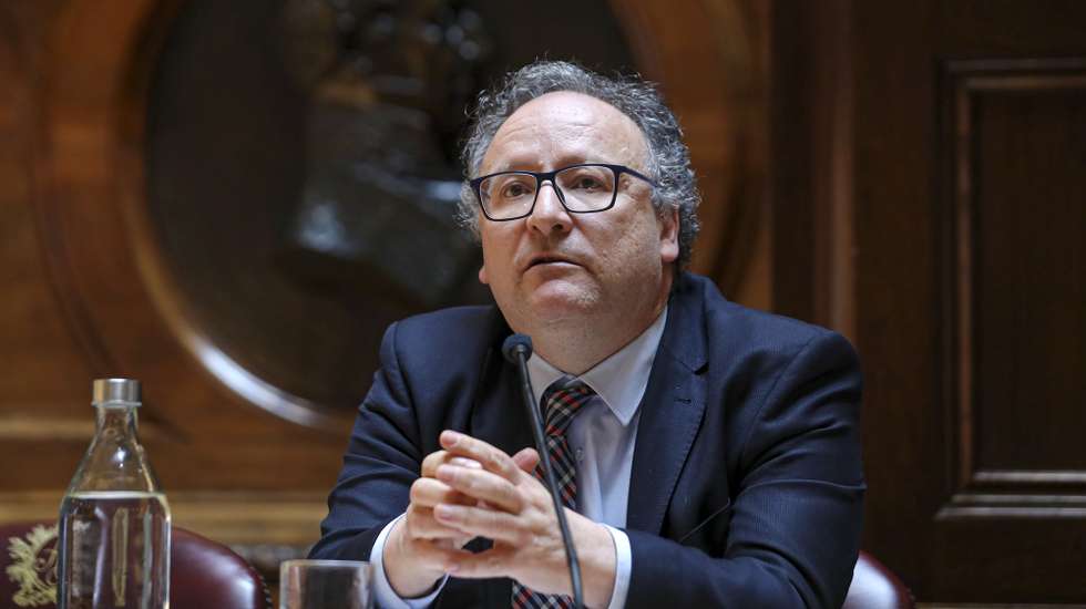 O candidato a presidente do Conselho Económico e Social, Francisco de Assis, durante a sua audição perante a Comissão de Trabalho, Segurança Social e Inclusão (conjunta com a Comissão de Economia, Obras Públicas, Planeamento e Habitação), na Assembleia da República, em Lisboa, 27 de abril de 2022. ANTÓNIO COTRIM/LUSA