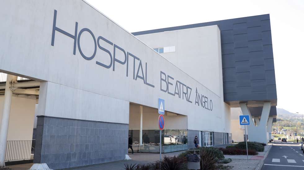 O tempo de espera para doentes urgentes ultrapassava, às 8h00 desta quinta-feira, as 12 horas no Hospital Beatriz Ângelo
