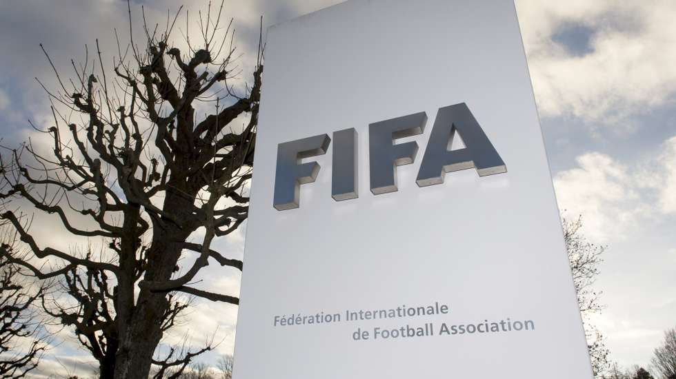 epa09792207 (FILE) - The FIFA logo is pictured outside of the FIFA Headquarters 'Home of FIFA' in Zurich, Switzerland, 17 December 2015 (re-issued on 28 February 2022). The world's football governing body FIFA together with the governing body of European football UEFA announced on 28 February 2022 to have decided together 'that all Russian teams, whether national representative teams or club teams, shall be suspended from participation in both FIFA and UEFA competitions until further notice'.  EPA/WALTER BIERI *** Local Caption *** 52472788