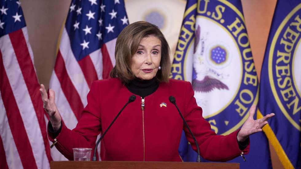 epa10367553 US Speaker of the House Nancy Pelosi holds a news conference on Capitol Hill in Washington, DC, USA, 15 December 2022. Pelosi discussed her legacy during what could be her last news conference as Speaker of the House. Republicans will control the House of Representatives in the 118th Congress.  EPA/MICHAEL REYNOLDS