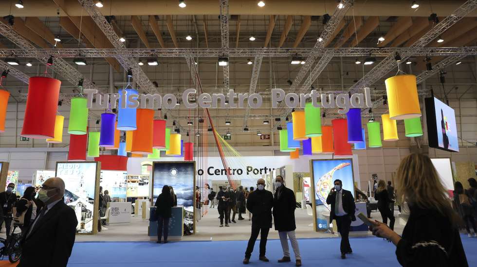 33.ª edição da BTL - Bolsa de Turismo de Lisboa, promovida pela Fundação AIP, na Feira Internacional de Lisboa (FIL), 16 de março de 2022. A 33.ª edição da BTL pretende reforçar o seu estatuto de maior evento de turismo realizado em Portugal, contribuindo de forma decisiva para retoma deste importante setor da economia portuguesa. Junta num só espaço mais de 1.400 expositores e mais de 70.000 visitantes, dos quais 35.000 são profissionais. JOÃO RELVAS/LUSA