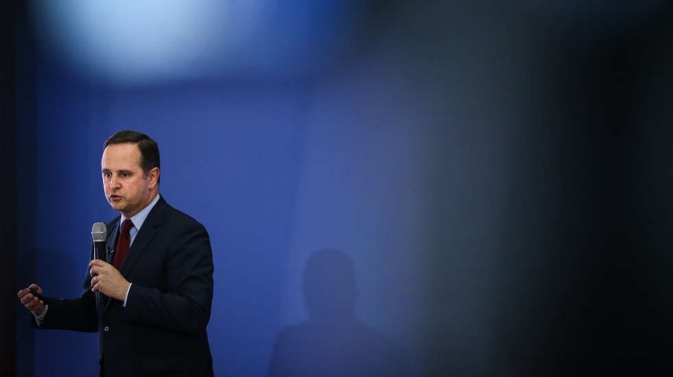 O ministro das Finanças, Fernando Medina, intervém durante uma conferencia de apresentação do Programa de Estabilidade 2023 – 2027, em Lisboa, 17 de abril de 2023. RODRIGO ANTUNES/LUSA