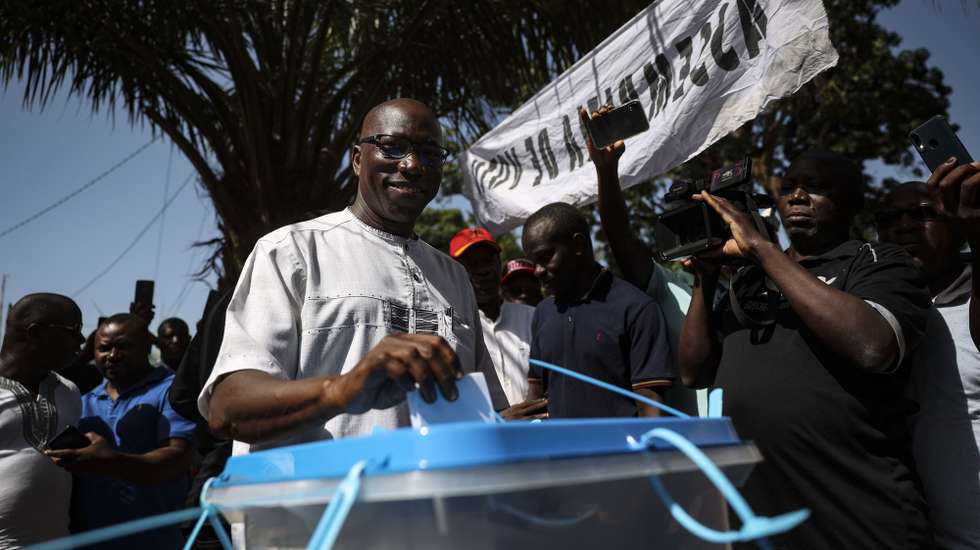Domingos Simoes Pereira leader of Inclusive Alliance Platform - Terra Ranka (PAI - Terra Ranka) - Coalition that includes the African Party for the Independence of Guinea and Cape Verde (PAIGC),casts his ballot for the legislative elections  at a polling station in Bissau, Guinea-Bissau, 04 June 2023. The polls to choose 102 deputies among 20 parties and two coalitions were scheduled today following the dissolution of the National People’s Assembly (NPA) by President Umaro Sissoco Embaló in May 2022. ANDRE KOSTERS / LUSA