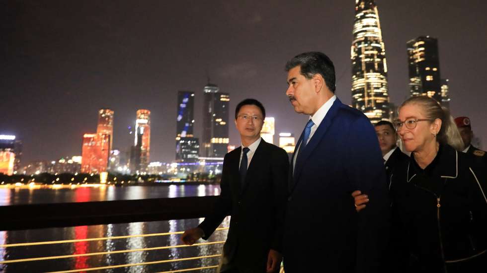 epa10849281 A handout photo made available by the Press Office of the Miraflores Palace showing Venezuelan president, Nicolas Maduro, along with the First Lady Cilia Flores (R) and the secretary of the Nanshan District Committee, Huang Xiangyue (L), during their arrival for a welcome drone show to Shenzhen, China, 08 September 2023. The Government of Venezuela described this 08 September as 'historic' President Nicolas Maduro's visit to China - the first in five years -, during which he will strengthen 'integration ties and strategic alliances in economic, technological and commercial matters.'  EPA/MARCELO GARCÃA /Miraflores Press Office HANDOUT IMAGE IS TO BE USED SOLELY TO ILLUSTRATE NEWS REPORTING OR COMMENTARY ON THE FACTS OR EVENTS DEPICTED IN THIS IMAGE WITH THE ORIGINAL TEXT (MANDATORY CREDIT) HANDOUT EDITORIAL USE ONLY/NO SALES