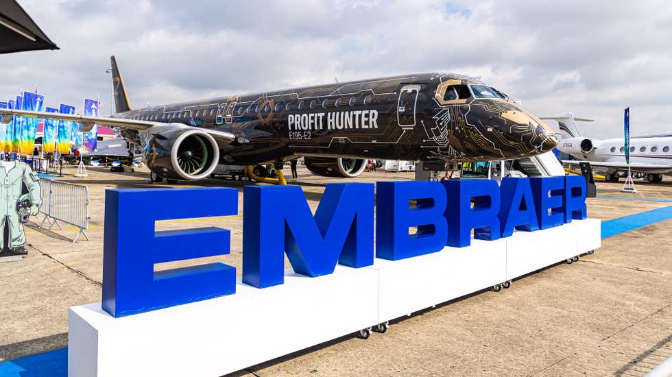 epa10700039 Brazilian airframer Embraer E-Jet family member, the Embraer E195-E2 with the  'Profit Hunter' livery, during the International Paris Air Show, in Le Bourget, north of Paris, France, 19 June 2023. Aviation industry CEOs and top government officials from around the world descended on the Paris Air Show on 19 June for a week of deal-making and demonstrations of the world's latest air and space technology.  EPA/CHRISTOPHE PETIT TESSON