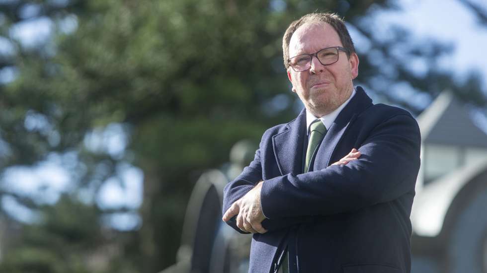 José Pacheco, presidente do CHEGA Açores é cabeça de lista pelo círculo eleitoral de São Miguel às eleições regionais antecipadas de 04 de fevereiro de 2024 nos Açores . posa para a fotografia em Ponta Delgada, Açores. 11 de Janeiro de 2024 , (ACOMPANHA TEXTO DA LUSA DE 18 DE JANEIRO DE 2024) EDUARDO COSTA/LUSA