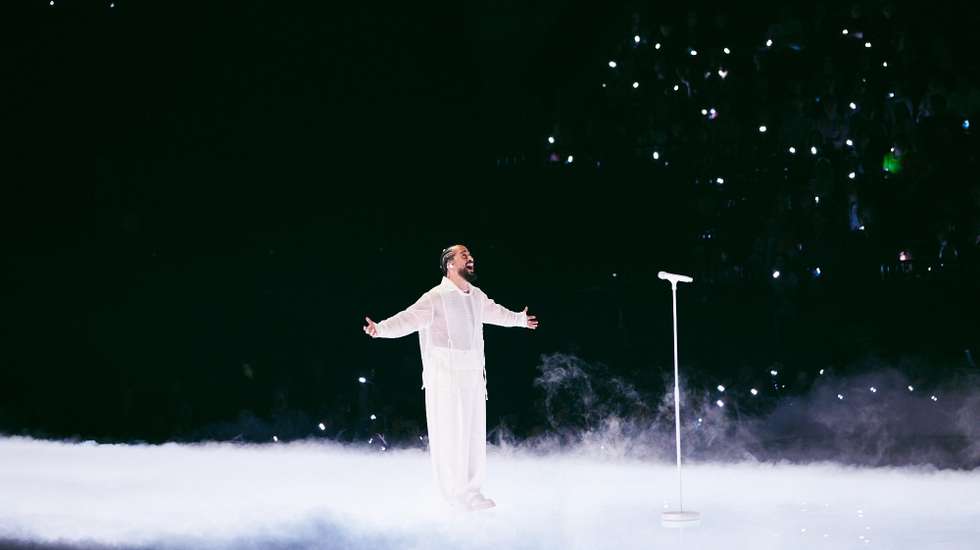 Slimane interpretou "Mon amour", a canção que representa a França, um dos "Big Five", na segunda semi-final do festival Eurovisão da Canção, que aconteceu esta quinta-feira na Suécia