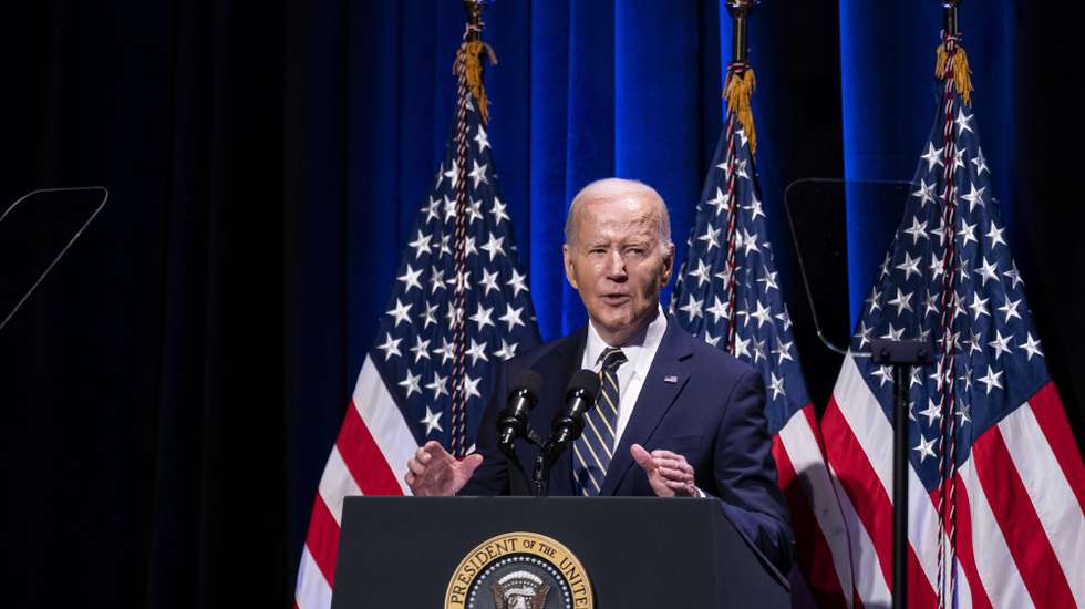 epa11348514 US President Joe Biden speaks at the National Museum of African American History and Culture in Washington, DC, USA, 17 May 2024. Black voters have long been a reliable mainstay of the Democratic Party, but Donald Trump, the former president and current Republican nominee, is garnering 22 percent support from Black voters in battleground states including Georgia.  EPA/AL DRAGO / POOL