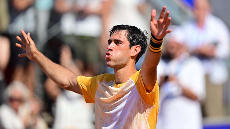 epa11490218 Portugal's Nuno Borges celebrates after winning the Men's Singles final against Spain's Rafael Nadal at the Swedish Open tennis tournament in Bastad, Sweden, 21 July 2024.  EPA/Bjorn Larsson Rosvall  SWEDEN OUT