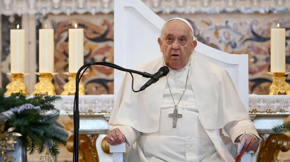 epa11778383 Pope Francis during the prayer of the Angelus  at Cathedral of Our Lady of the Assumption in Ajaccio, Corsica island, France, 15 December 2024. During his first papal visit to Corsica, Pope Francis will attend a Conference on Popular Religiosity in the Mediterranean, meet with the clergy and religious of the island, and preside over Holy Mass.  EPA/ETTORE FERRARI
