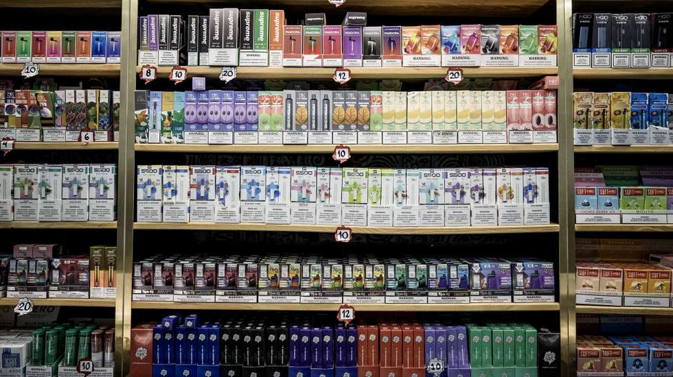 epa10730219 Materials for use in electronic smoking devices are displayed at a popular vape, e-liquid, and disposable gadget store in Caracas, Venezuela, 30 June 2023 (issued 06 July 2023). The order of the Venezuelan president Nicolas Maduro to evaluate the possibility of banning the sale of electronic cigarettes aroused the concern of sellers, who defend their use without opposing its regulation, and the expectations of the health sector, which supports the proposal for considering it preventive. The Pan American Health Organization (PAHO) stated that 'electronic cigarettes are the most common form of electronic nicotine delivery systems,' and that they 'threaten to upend decades of the fight against smoking.'  EPA/MIGUEL GUTIERREZ