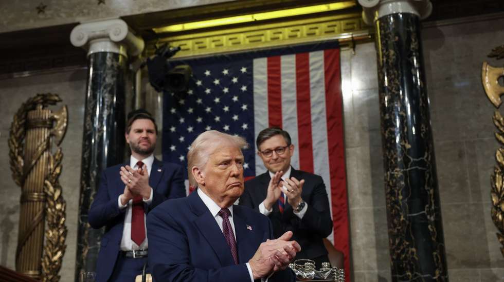 epa11941453 US President Donald Trump (C) addresses a joint session of the United States Congress at the US Capitol in Washington, DC, USA, 04 March 2025.
Also pictured are US Vice President JD Vance (L) and US Speaker of the House Mike Johnson.  EPA/WIN MCNAMEE / POOL