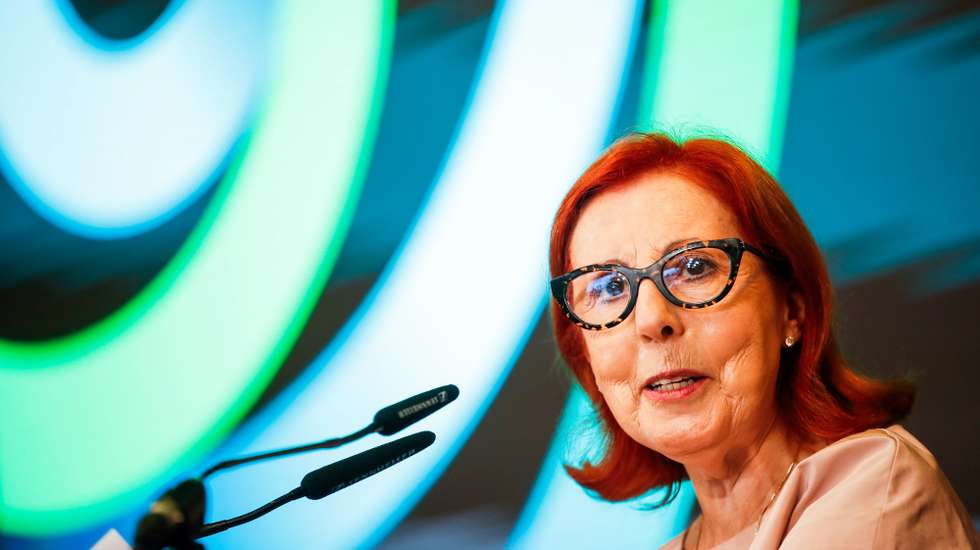 A ministra do Ambiente e Energia, Maria da Graça Carvalho, intervém na cerimónia que assinala a produção da primeira molécula de hidrogénio da EDP em Portugal, na Central Termoeléctrica do Ribatejo em Alenquer, 16 setembro de 2025. A iniciativa realiza-se no âmbito do projeto europeu FlexnConfu, financiado pelo programa Horizon Europe e será demonstrado o potencial desta tecnologia no panorama europeu, bem como o papel estratégico de Portugal na liderança da produção de hidrogénio e na transição energética. PAULO CUNHA/LUSA