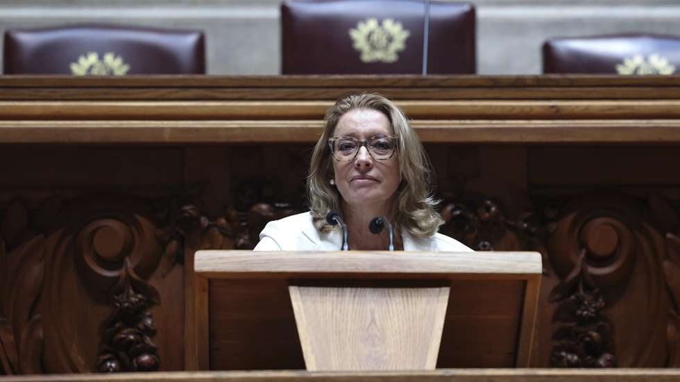 A ministra do Trabalho, Solidariedade e Segurança Social, Maria do Rosário Ramalho, durante a sua audição na Comissão de Orçamento, Finanças e Administração Pública, na Assembleia da República, em Lisboa, 24 de outubro de 2025. ANTÓNIO COTRIM/LUSA