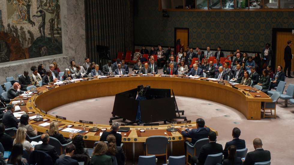 epa12532888 UN Security Council members sit at a round table in the Security Council Chamber at United Nations Headquarters in New York, New York, USA, 17 November 2025 (issued 18 November 2025). The Security Council passed the US-backed resolution, which establishes an international force to restore order in Gaza, protect civilians, and open the way for large-scale aid and rebuilding. The measure received 13 votes in favor and none against, while Russia and China abstained amid concerns that Russia might veto the text, according to the UN.  EPA/OLGA FEDOROVA