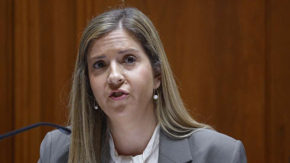 A ministra da Cultura, Juventude e Desporto, Margarida Balseiro Lopes, intervém durante a sua audição na Comissão de Orçamento, Finanças e Administração Pública, Rui Afonso, no âmbito da apreciação, na especialidade, da proposta do Orçamento do Estado, na Assembleia da República, em Lisboa, 04 de novembro de 2025. ANTÓNIO PEDRO SANTOS/LUSA