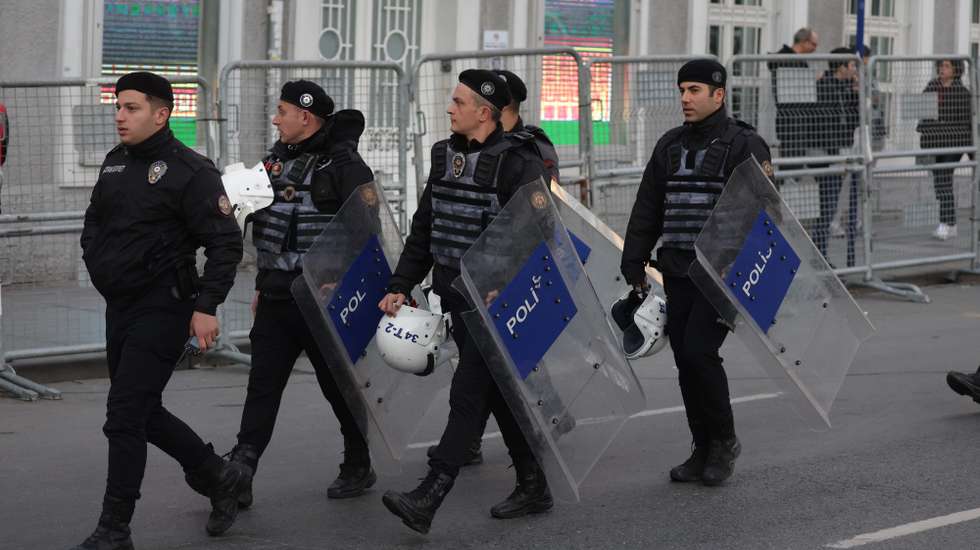 epa12554041 Turkish police secure the area outside the Cathedral of the Holy Spirit, also known as Saint Esprit Cathedral, ahead of the arrival of Pope Leo XIV in Istanbul, Turkey, 28 November 2025. Pope Leo XIV is on his first apostolic journey outside Italy since his election as pontiff, visiting Turkey and Lebanon from 27 November to 02 December.  EPA/ERDEM SAHIN